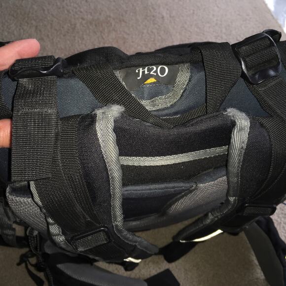 Sprayway Ridge 35L +5 Day Pack Backpack Survival Rucksack Bag Hiking Grey Black - Picture 15 of 15